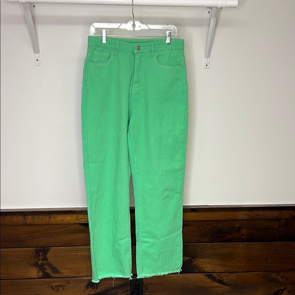 Amazon Green Spring Jeans Straight Leg Raw‎ Hem- M